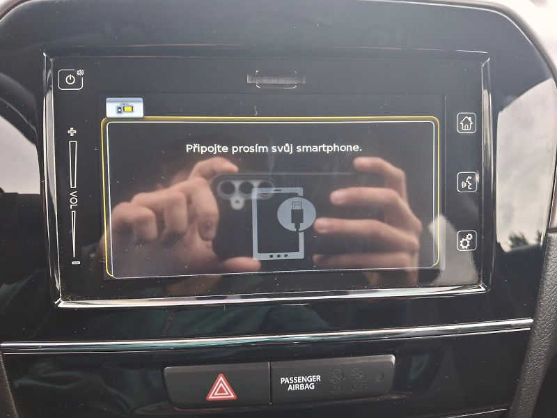 Suzuki Vitara (2024) Premium Hybrid Automat - fotka 27 z 35