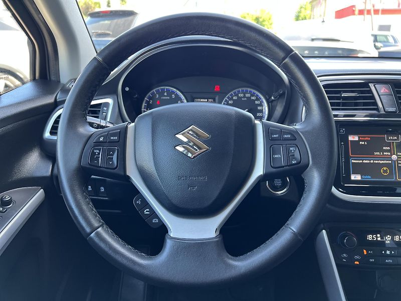 Suzuki SX4 S-Cross 1.4BJet 4x4 KLIMA KAMERA  - fotka 14 z 41