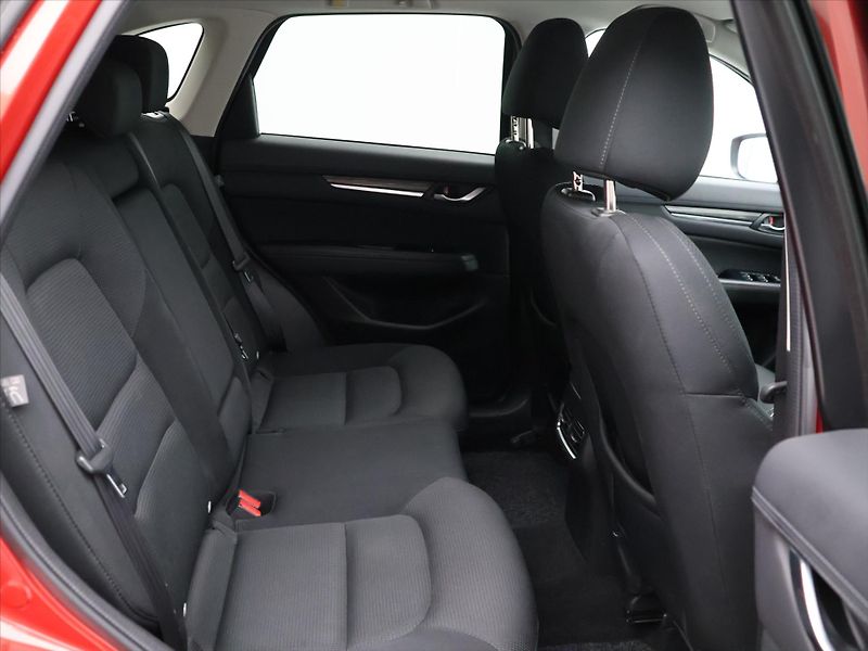 Mazda CX-5 2,0 SKYACTIV 121KW AWD REVOLUT - fotka 13 z 30