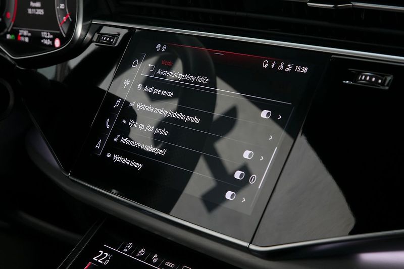Audi Q7 3.0TDI 210kW S-Line 7míst Weba - fotka 34 z 42