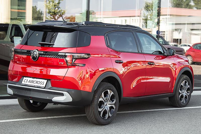 Citroën C3 Aircross (2026) 1,2 PLUS Turbo 100k Manual - fotka 5 z 21