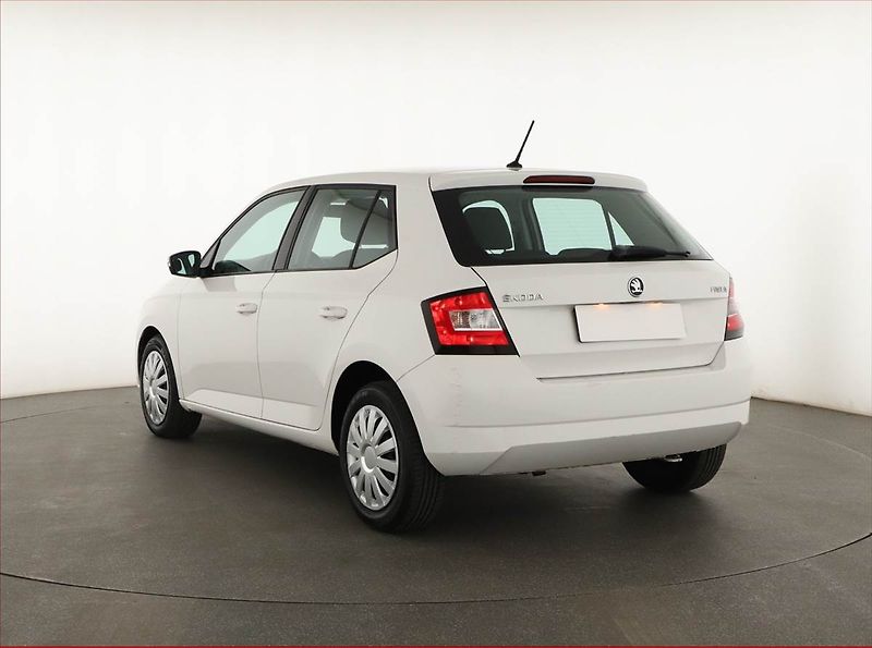 Škoda Fabia (2015) 1.2 TSI - fotka 4 z 12