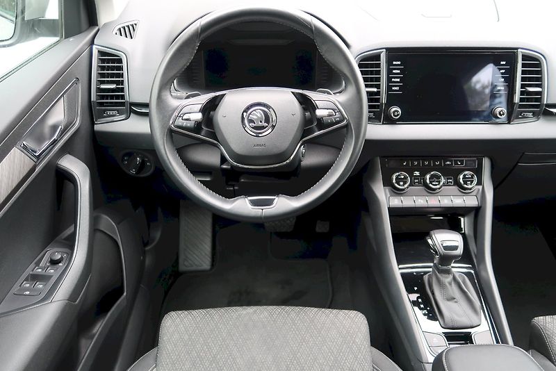 Škoda Karoq (2023) Style Plus 1,5 TSi/110 kW DSG - fotka 6 z 30