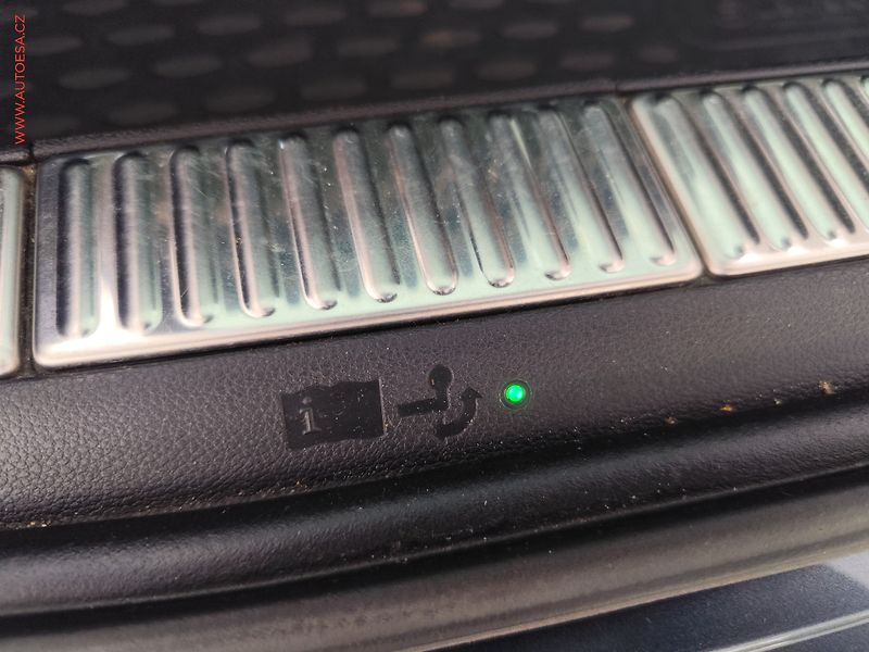 Škoda Superb (2021) 2.0TDi, ČR, Scout, DSG, LED - fotka 27 z 30