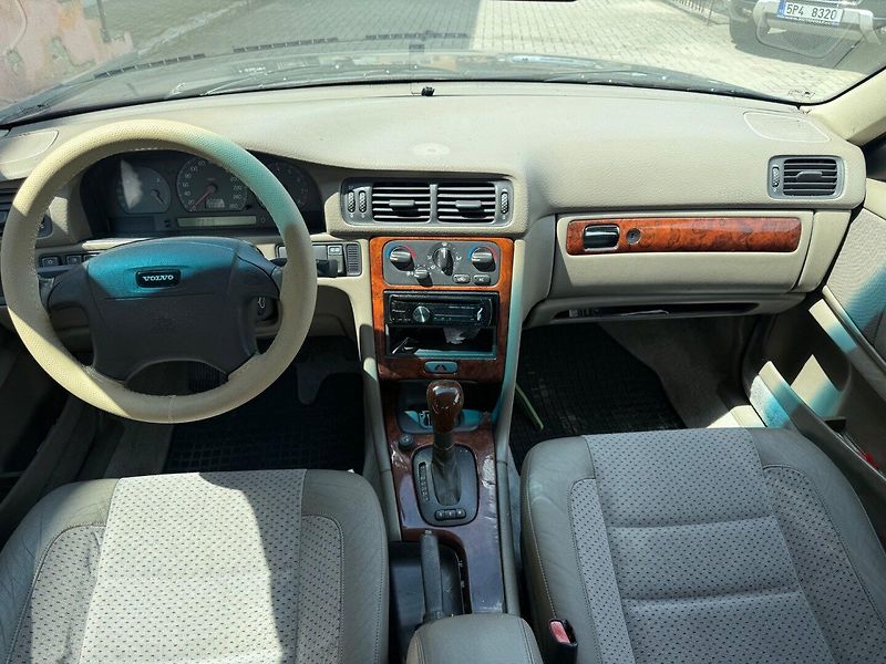 Volvo S70 (1997) 2.4i Automat - fotka 7 z 13