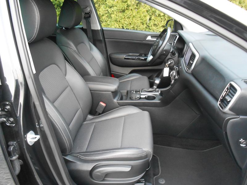Kia Sportage (2021) AUTOMAT,BLACK EDITION.44tkm - fotka 19 z 43