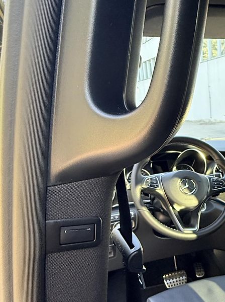 Mercedes-Benz Třídy V (2023) Mercedes-Benz Třídy V, V300D - fotka 18 z 37