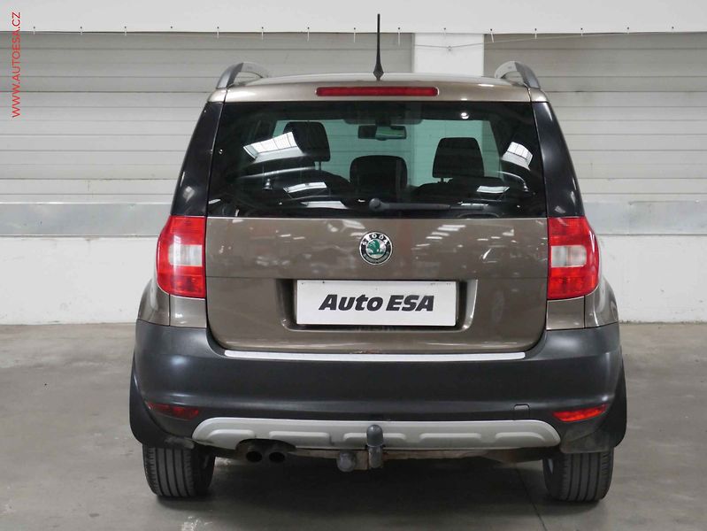 Škoda Yeti (2010) 1.4 TSI, ČR, autoAC - fotka 5 z 15