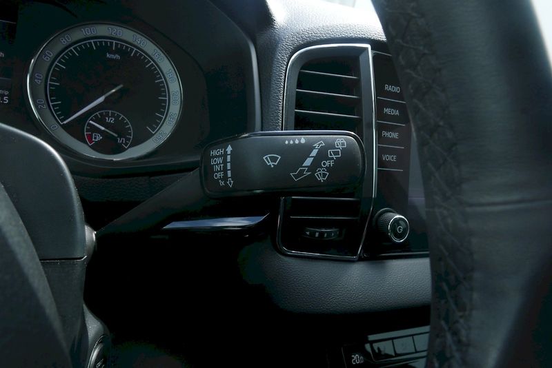 Škoda Karoq (2020) 1.5 TSI 110 kW M6° STYLE - fotka 17 z 35