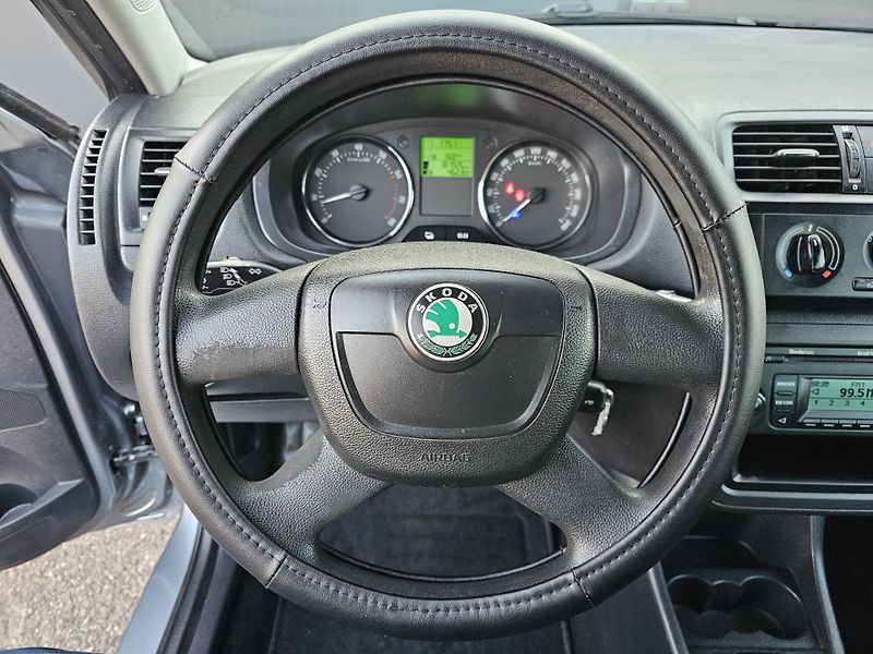Škoda Fabia 1.2 TSI 63kW AMBITION,TEMPOMAT - fotka 17 z 37