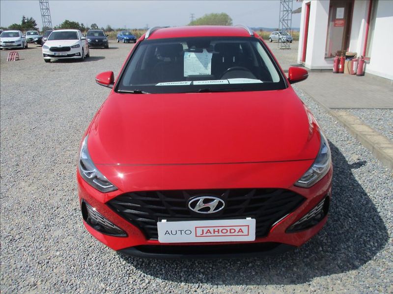 Hyundai i30 1,0 T-GDI, servis,DPH,1.maj,CZ - fotka 2 z 42