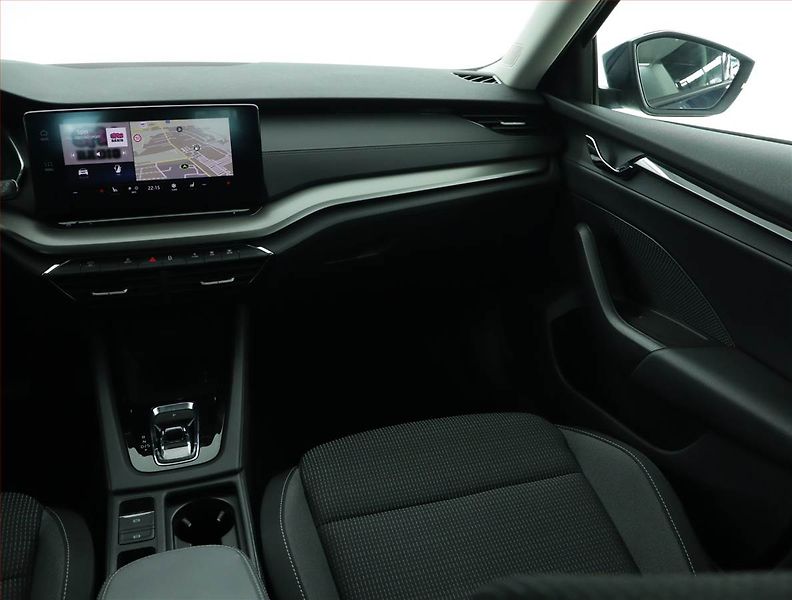 Škoda Octavia (2023) Ambition 2.0 TDI, Automat - fotka 8 z 16