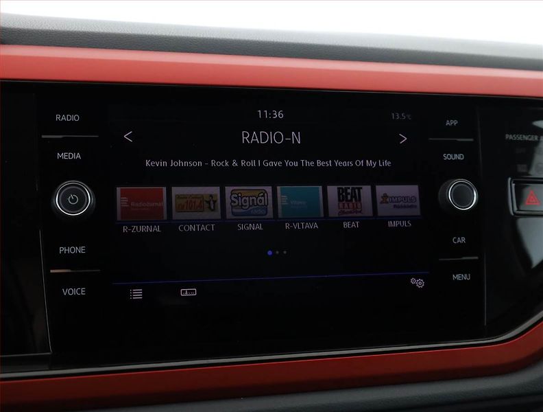 Volkswagen Polo (2018) Beats 1.0 TSI, Serv.kniha - fotka 13 z 17
