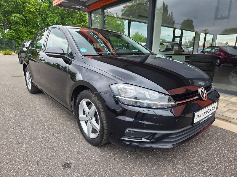 Volkswagen Golf (2018) 1.6 TDI - fotka 3 z 7