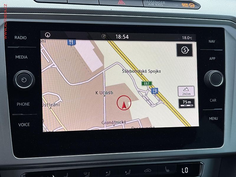 Volkswagen Passat (2018) 1.6 TDi, Comfortline, navi, - fotka 16 z 18