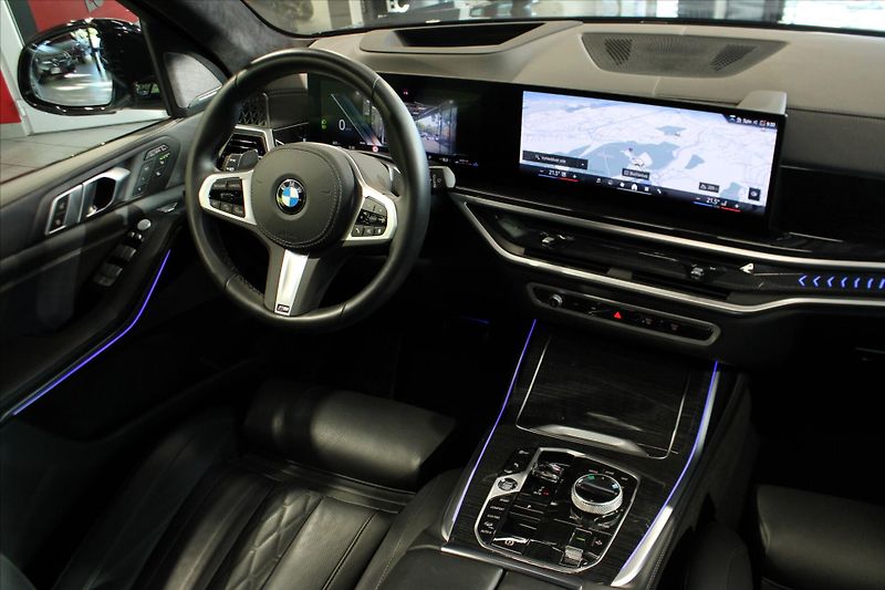 BMW X7 xDrive40d M Sport Pro ExeDrPro - fotka 18 z 44