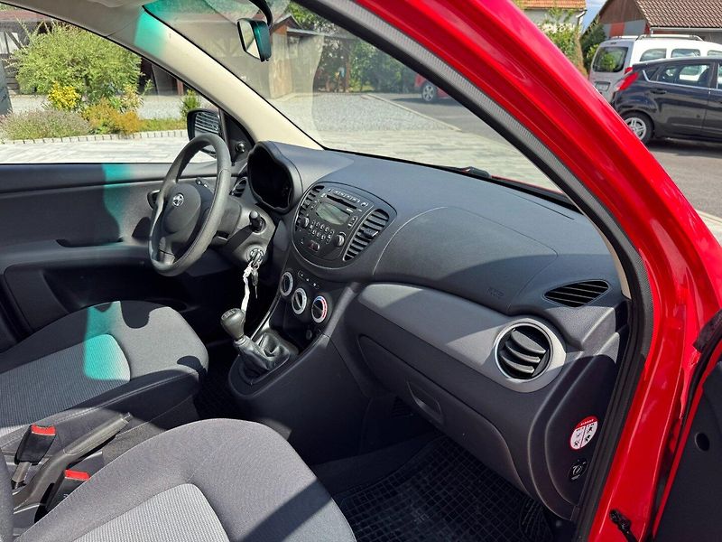 Hyundai i10 (2008) 1.1i 48kW - fotka 27 z 32