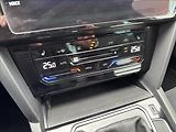 Volkswagen Passat 2,0 TDI R-Line 140kW - náhled 41