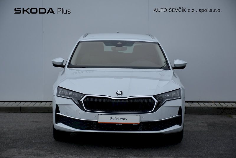 Škoda Octavia (2025) Combi Top Selection 1,5 TSI 11 - fotka 4 z 28