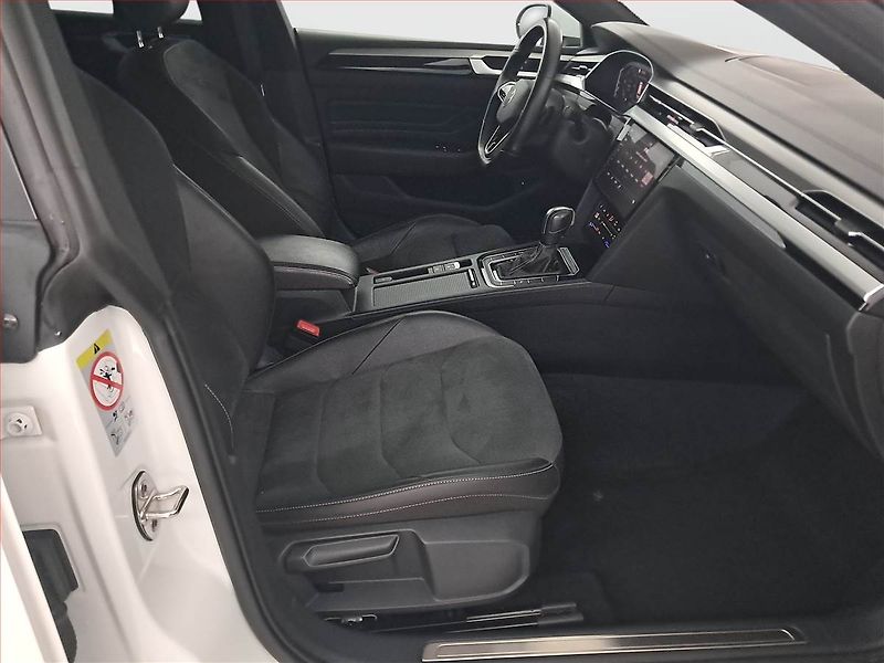 Volkswagen Arteon (2021) R-line 2.0 TDI - fotka 9 z 23