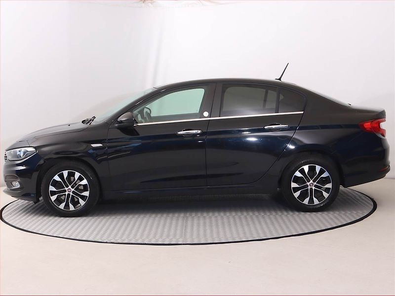 Fiat Tipo (2020) 1.4 16V, Serv.kniha, Navi - fotka 3 z 20