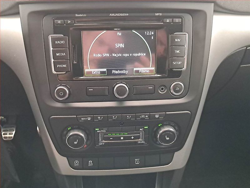 Škoda Yeti (2012) Elegance 2.0 TDI, Serv.kniha - fotka 12 z 17