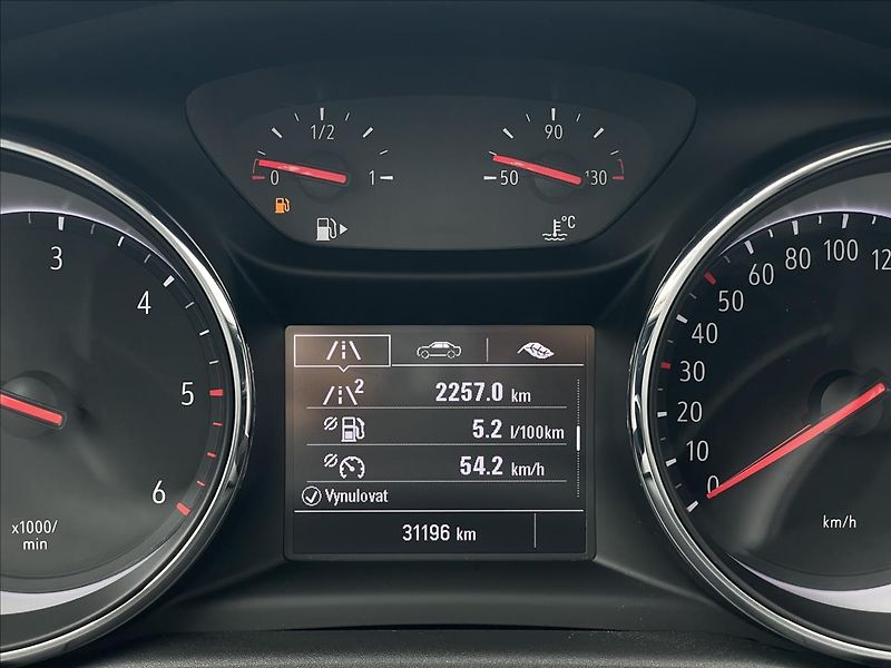 Opel Astra 1,5 CDTi Edition ST PDC+AC - fotka 10 z 23