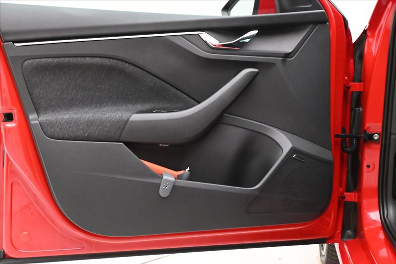 Škoda Scala 1,0 TSI 85kW Style Záruka až 5 - fotka 24 z 30