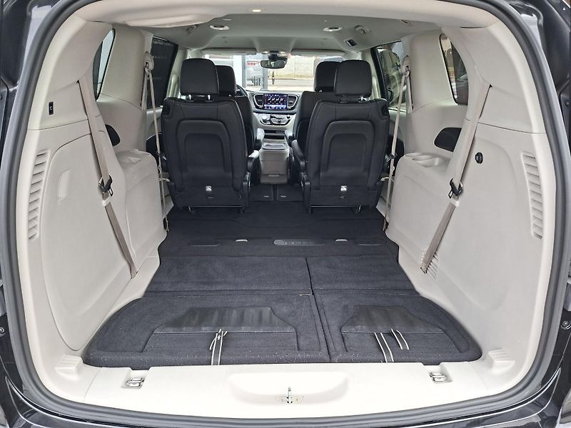 Chrysler Pacifica (2021) 3,6L V6, 7míst, kůže, Adapt - fotka 17 z 50