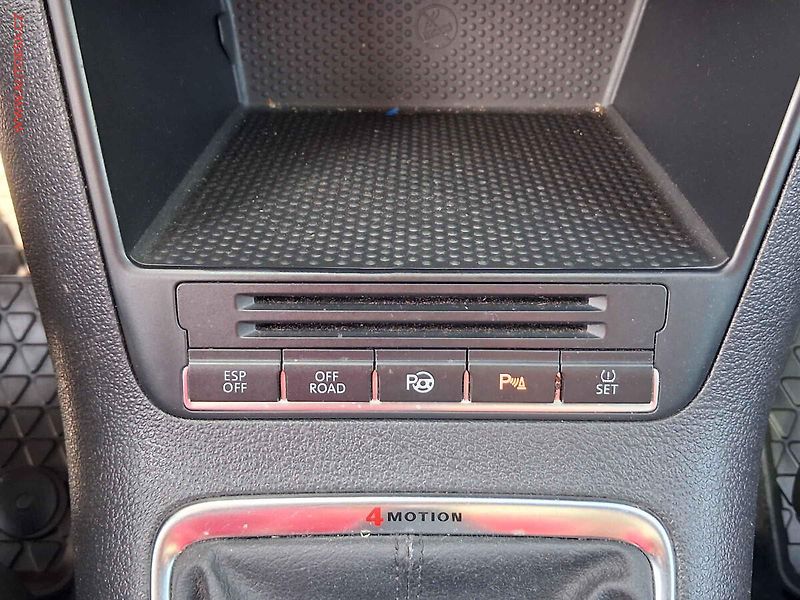 Volkswagen Tiguan (2009) 2.0TDi 4x4, Bixen, panor - fotka 17 z 22