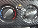 Ford Focus 1.6i, 74 kW, klimatizace - náhled 18