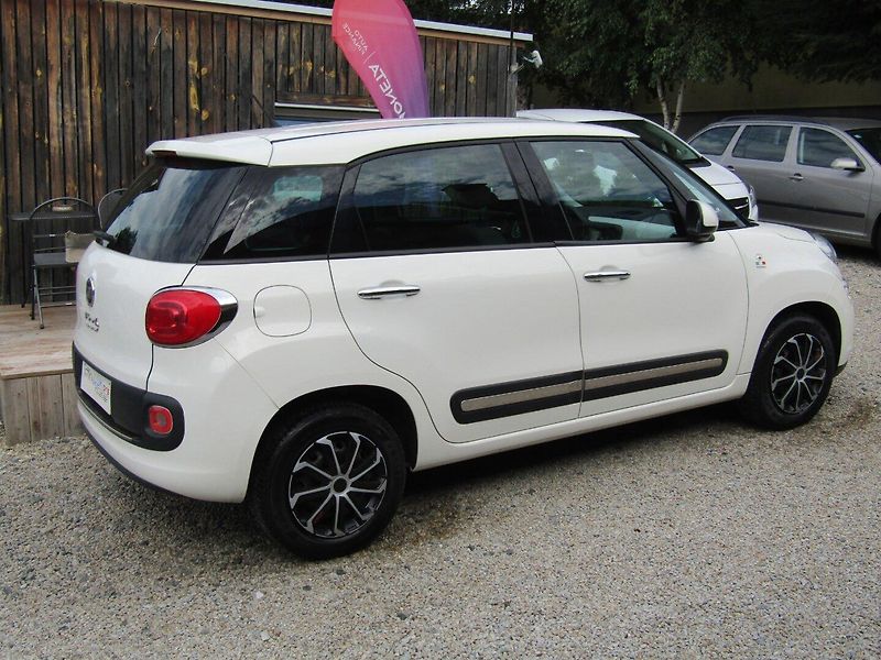 Fiat 500L (2013) 1.6 JTD 77kW - fotka 10 z 43