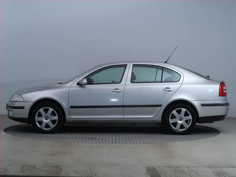 Škoda Octavia (2006) 1.6, Eko.zaplacen, po STK - fotka 3 z 15