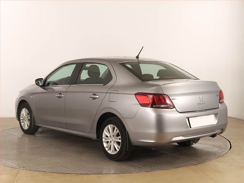 Peugeot 301 (2018) 1.2 PureTech, Serv.kniha - fotka 4 z 17