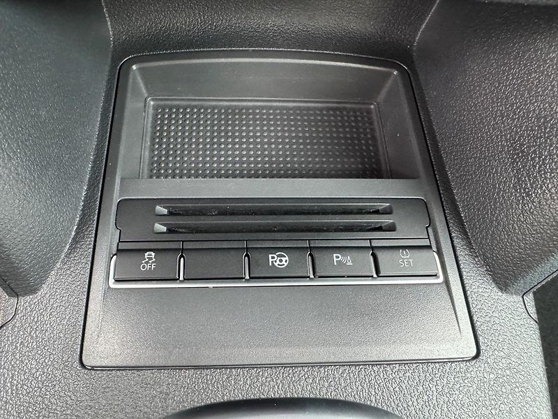 Volkswagen Touran 2.0 TDI 130 kW DSG Highline - fotka 20 z 35
