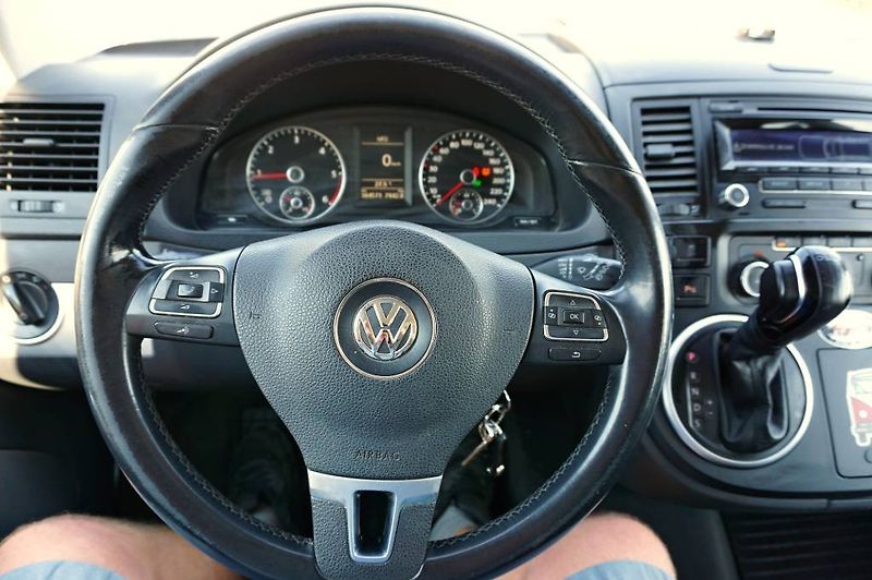 Volkswagen Multivan (2012) 2,0 BI-TDI 132 kW - fotka 28 z 42