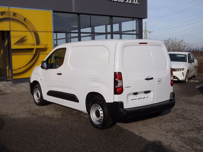 Opel Combo Van L1H1 1.2Turbo - fotka 6 z 23