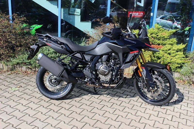 Suzuki (2026) DL 800  DE 2025   AKCE - fotka 4 z 9