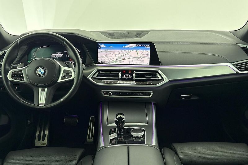 BMW X5 xDrive40i - fotka 27 z 27