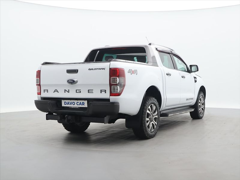 Ford Ranger 3,2 TDCi 147kW Aut. Wildtrak - fotka 7 z 27