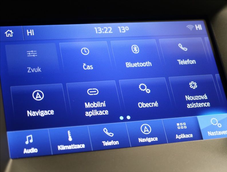 Ford S-MAX 2,0 EcoBlue NAVI KAMERA VÝHŘEV - fotka 28 z 46