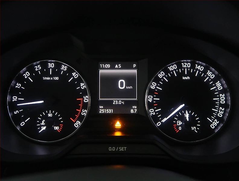 Škoda Octavia (2013) Ambition Plus 2.0 TDI, Automat - fotka 11 z 20