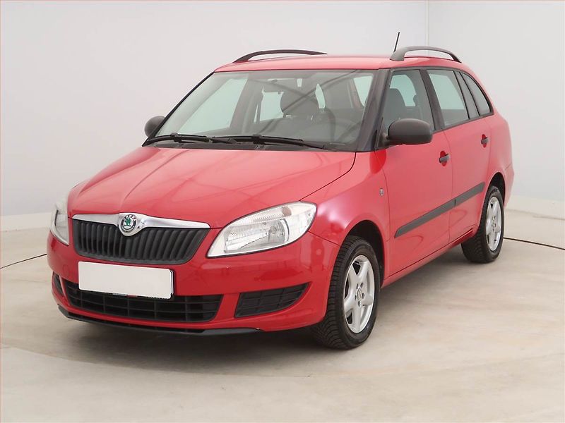 Škoda Fabia (2012) 1.4 16V, Serv.kniha - fotka 2 z 15