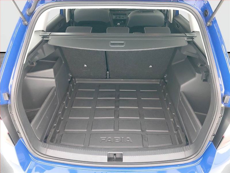 Škoda Fabia (2021) Ambition 1.0 TSI - fotka 13 z 15
