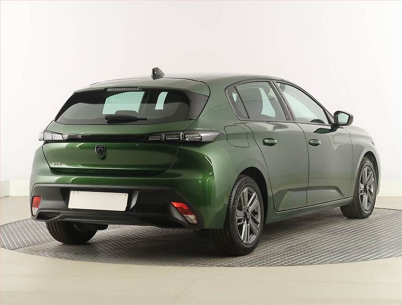 Peugeot 308 (2023) 1.2 PureTech, digi klima - fotka 5 z 26
