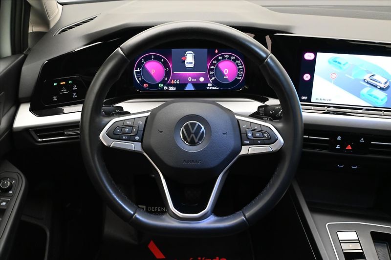 Volkswagen Golf 2,0 TDI 85 kW DSG Life Záruka - fotka 18 z 30