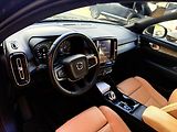 Volvo XC40 2,0 T4 Inscription AWD - náhled 9