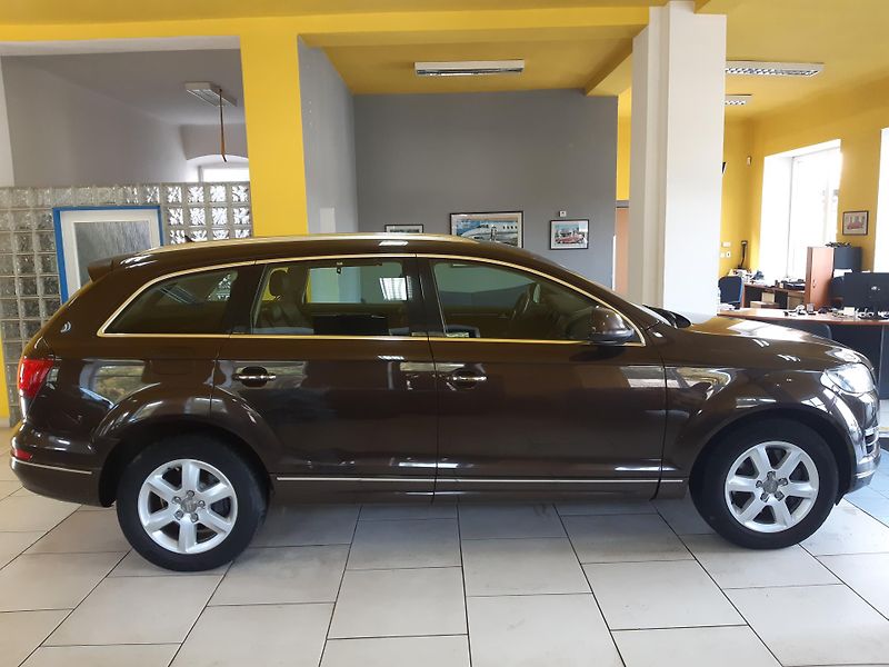 Audi Q7 3.0 TDI  - fotka 7 z 23
