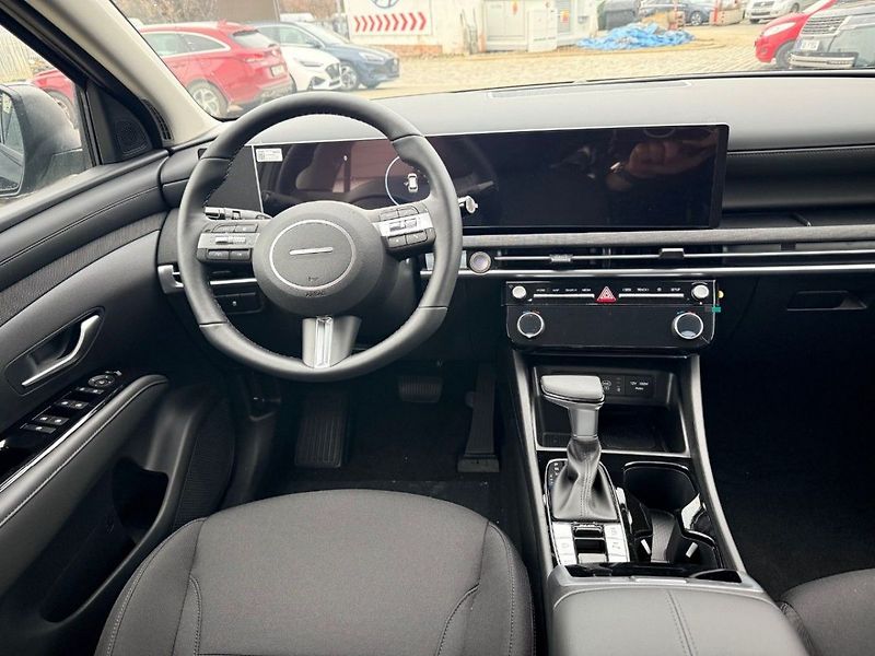 Hyundai Tucson 25 1,6 T-GDI 2WD DCT STYLE - fotka 7 z 8