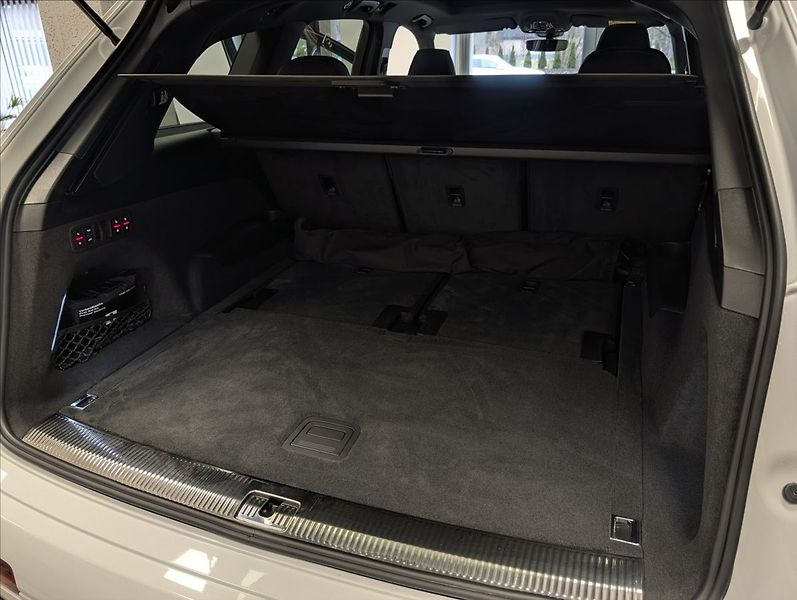 Audi Q7 3.0 TDI 50 s Line - fotka 31 z 35